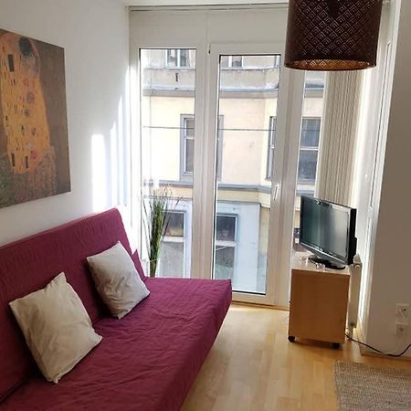 Bright Apartment In Hip & High Quality Neighborhood Виена Екстериор снимка