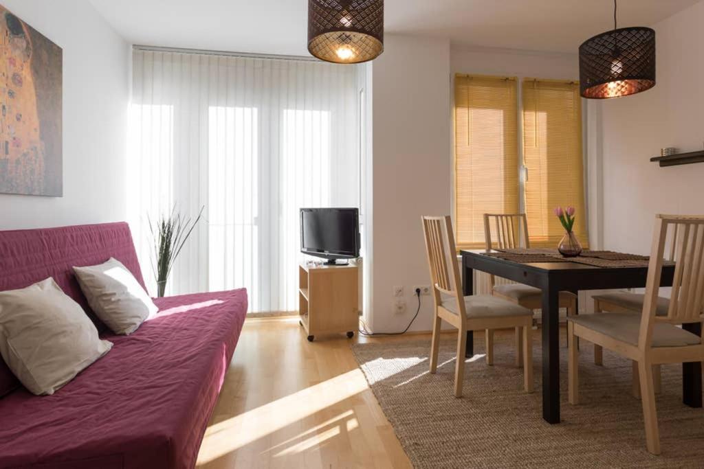 Bright Apartment In Hip & High Quality Neighborhood Виена Екстериор снимка