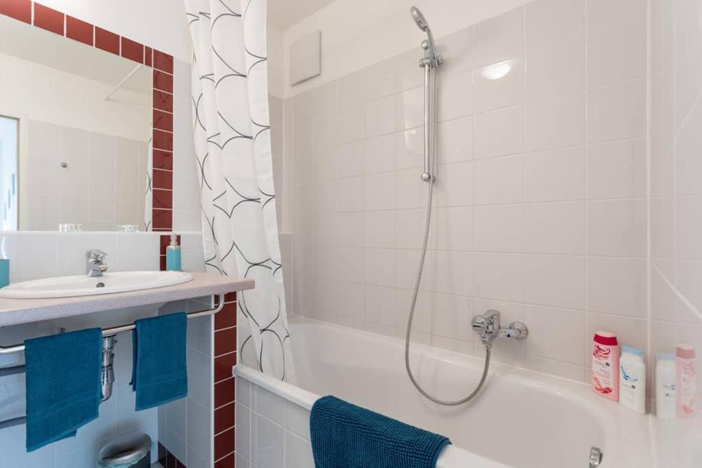Bright Apartment In Hip & High Quality Neighborhood Виена Екстериор снимка